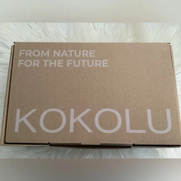 KOKOLU Comfort Knit Sneaker - Picture 11 of 12